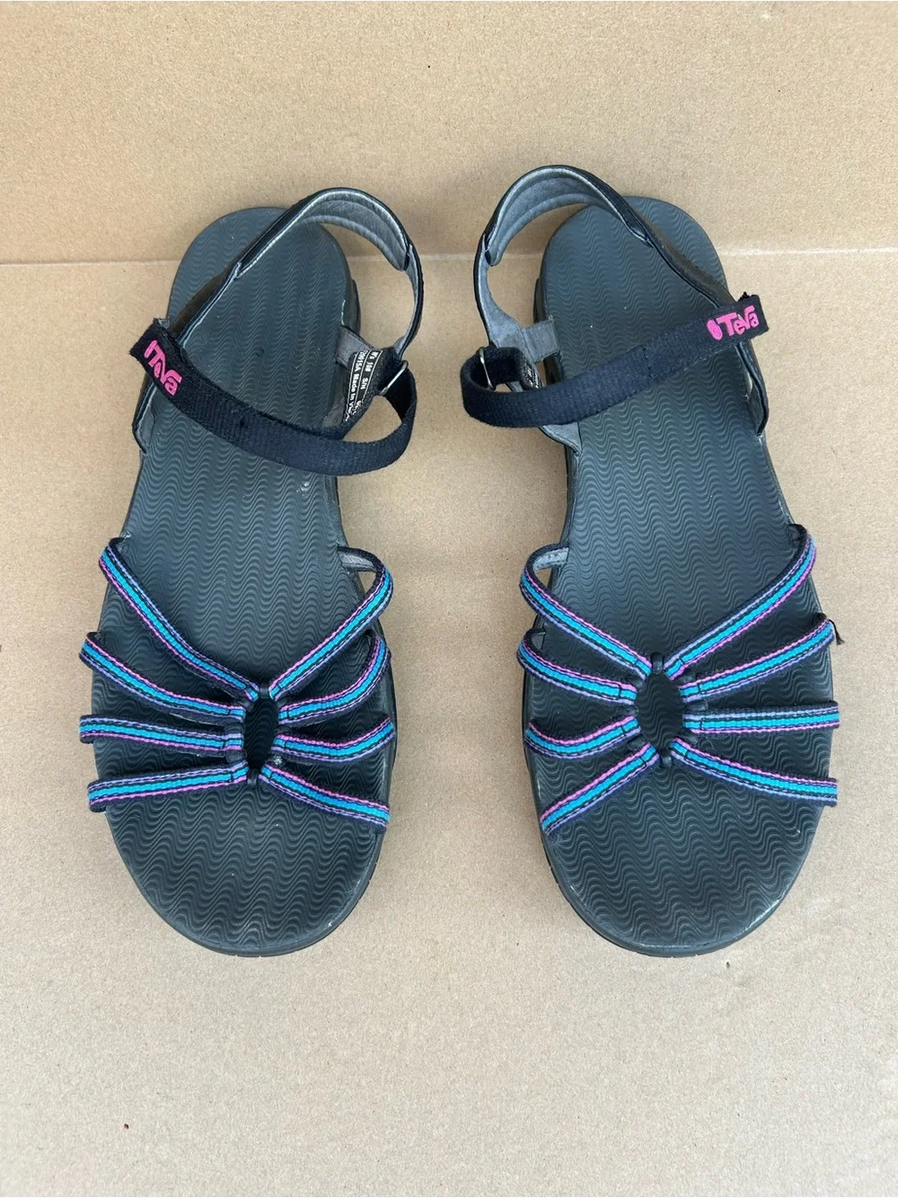 Teva Kayenta Strappy Sandals Women’s sz 10 Adjustable Hiking Sport Black Purple